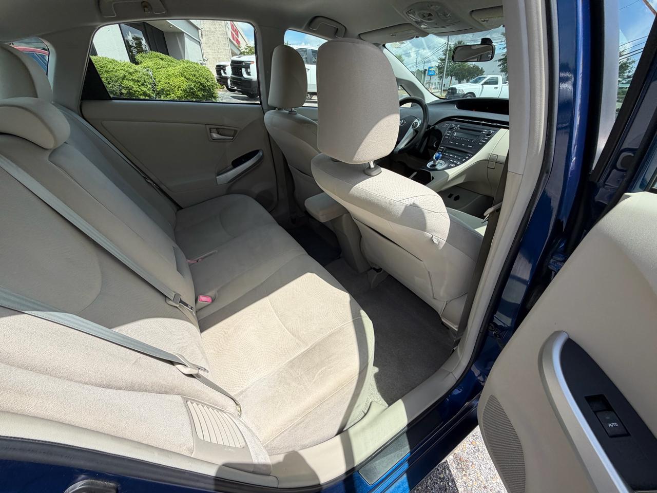 Toyota Prius  2010