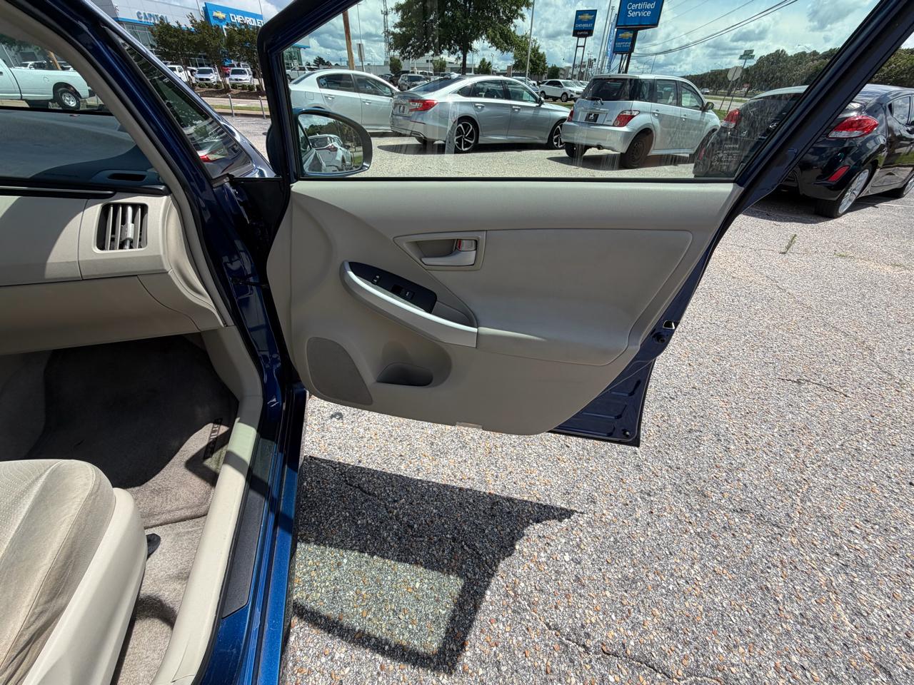 Toyota Prius  2010