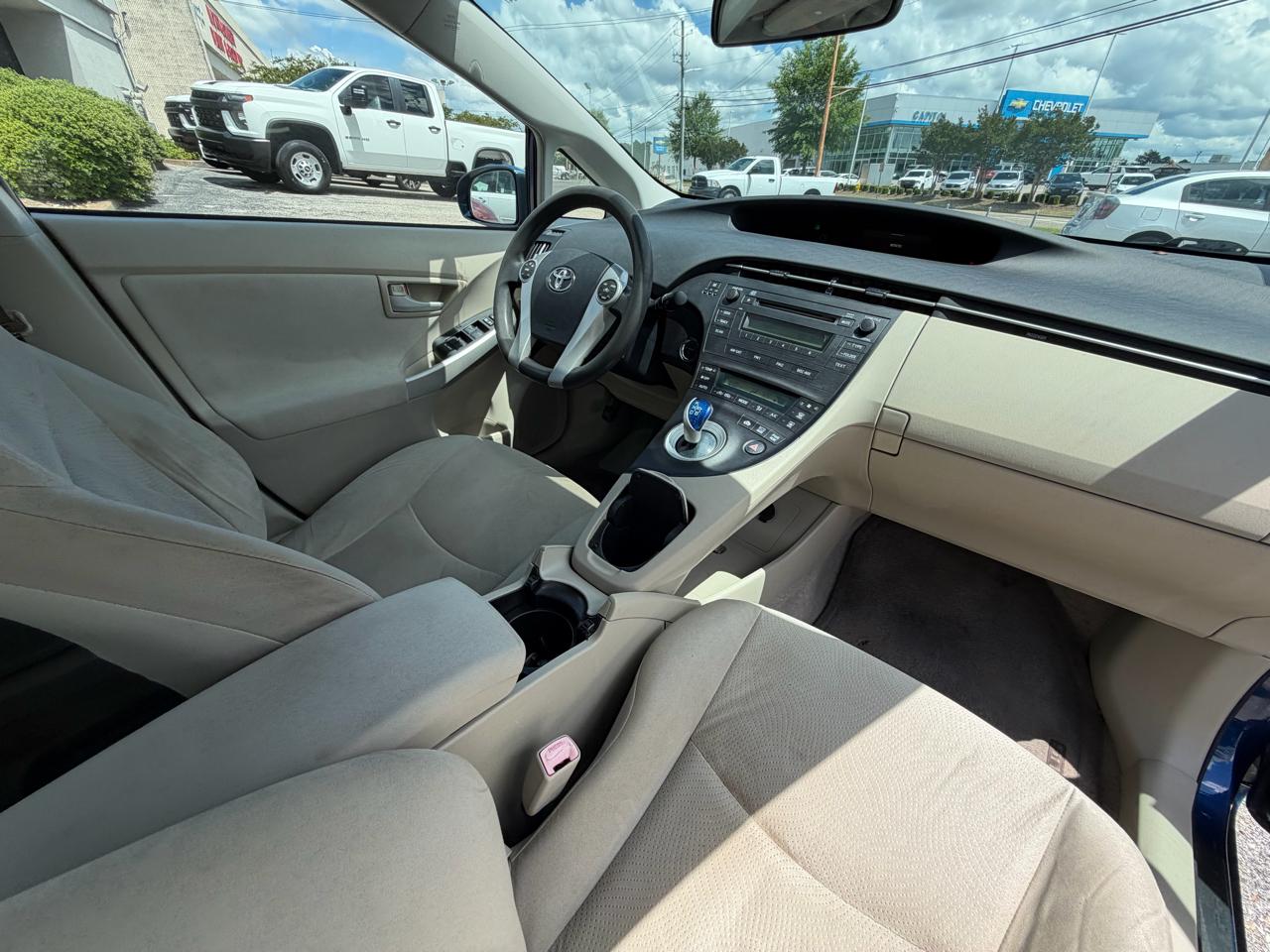 Toyota Prius  2010