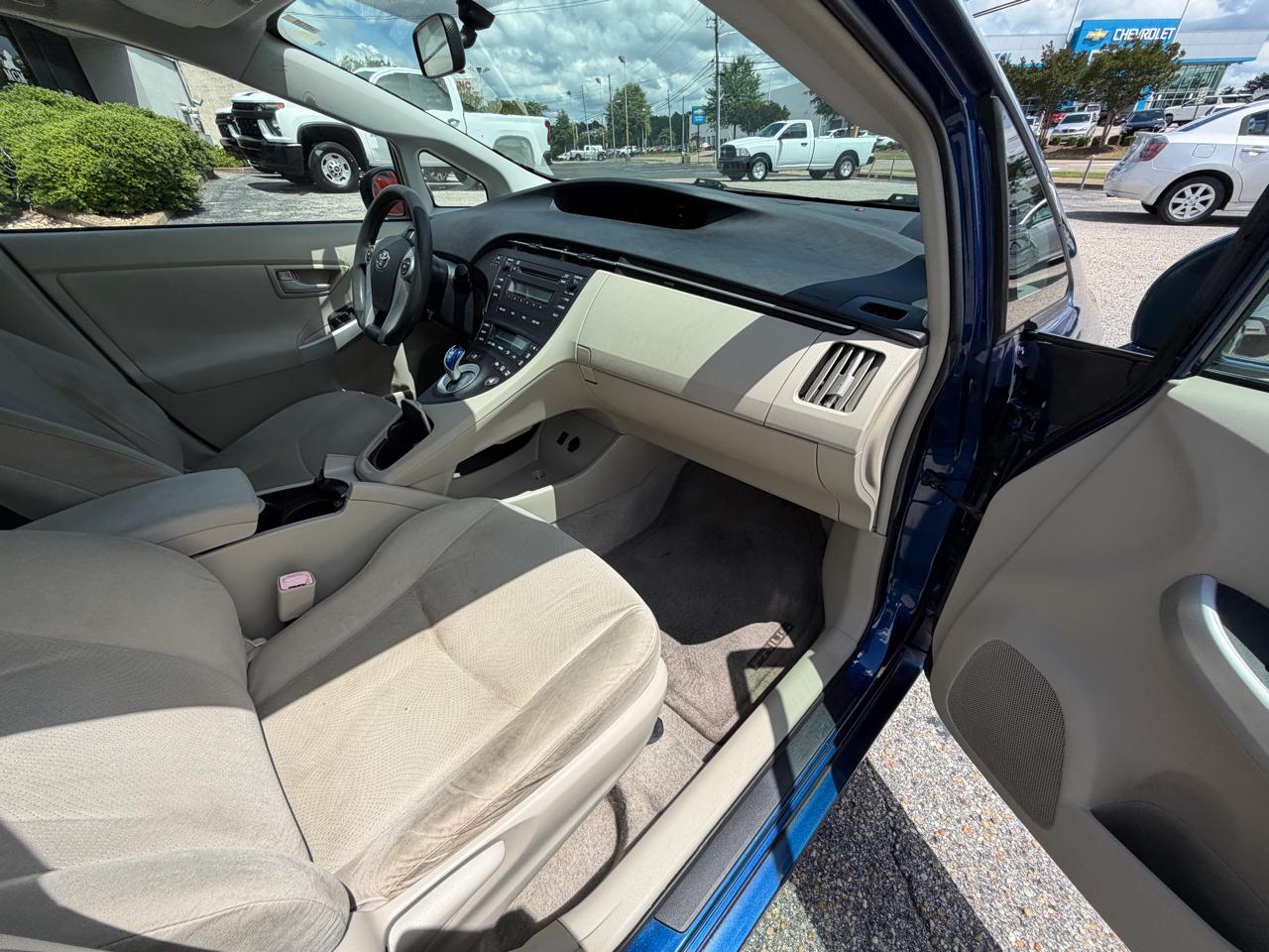 Toyota Prius  2010