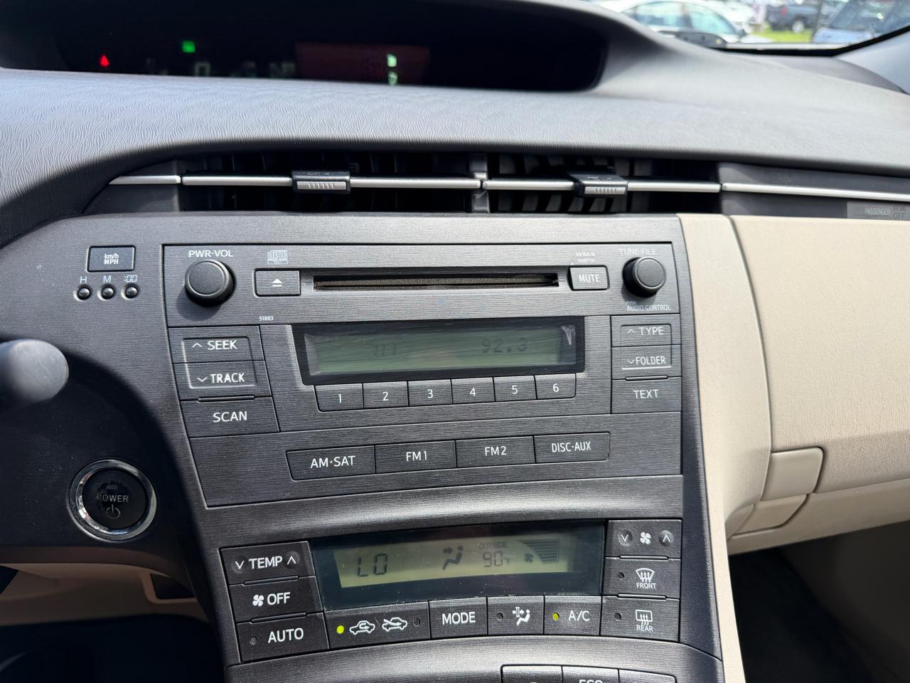Toyota Prius  2010