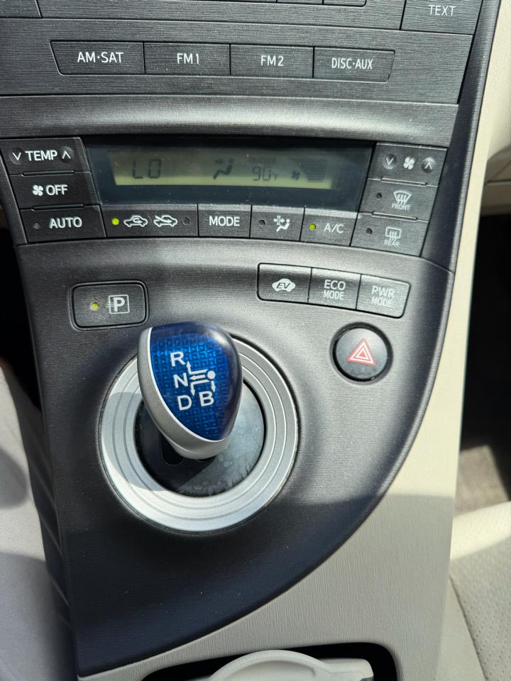 Toyota Prius  2010