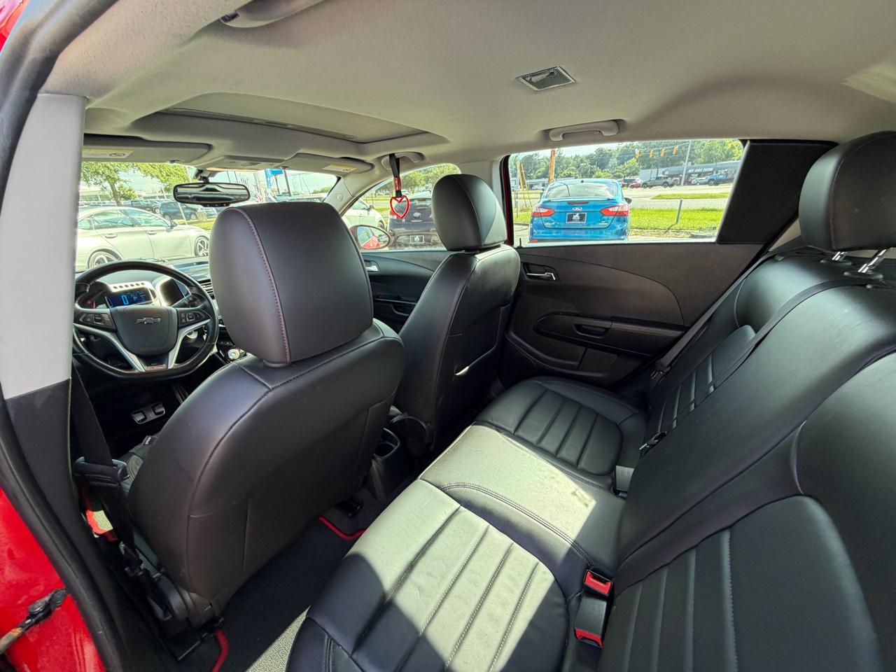 Chevrolet Sonic  2015