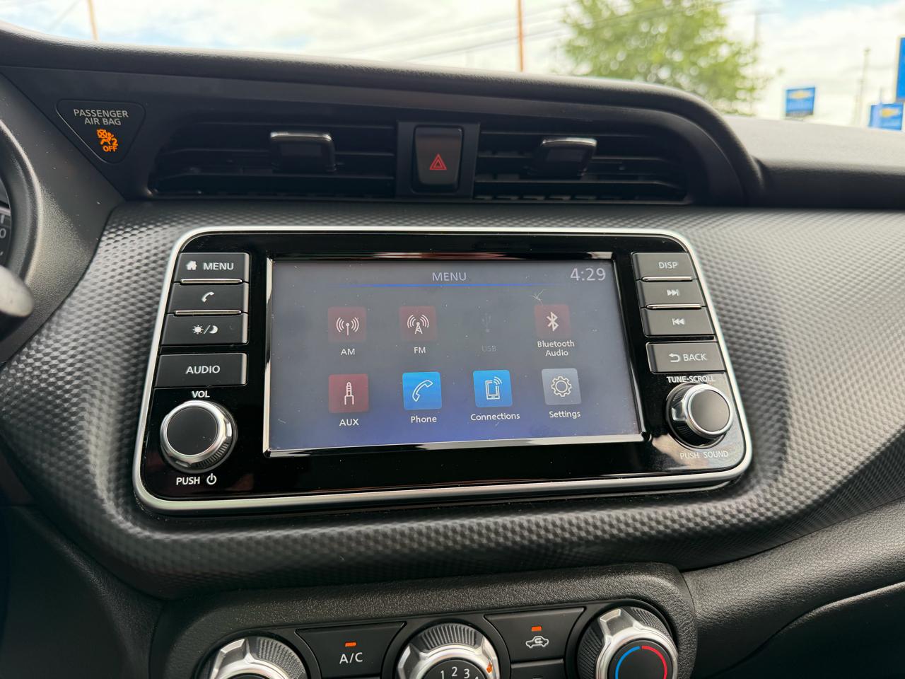 Nissan Kicks  2022