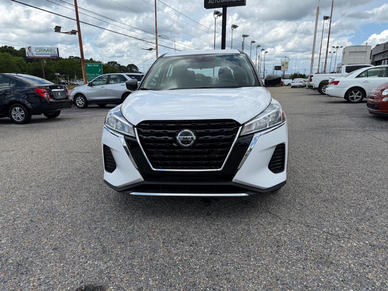 Nissan Kicks  2021