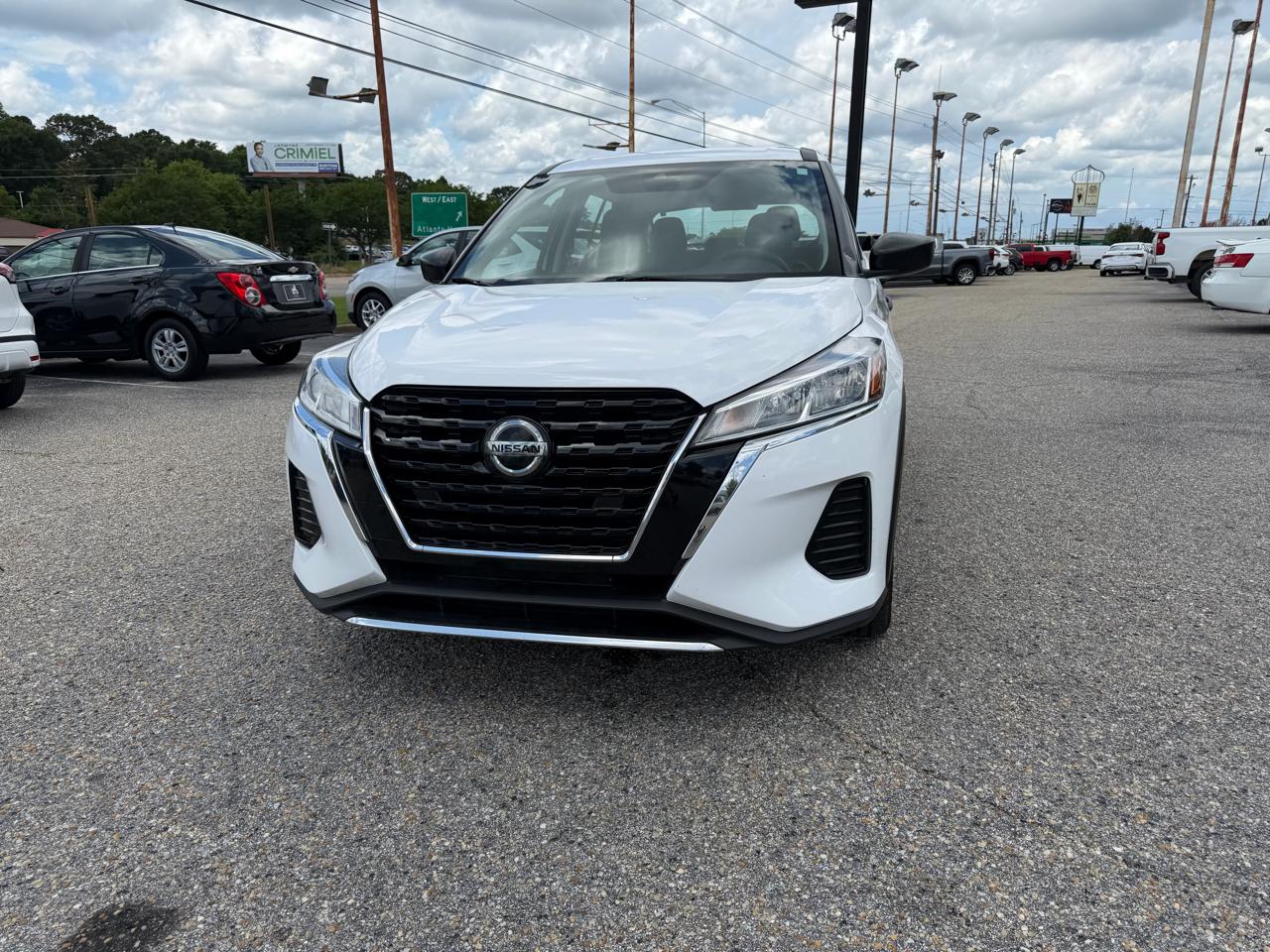 Nissan Kicks  2021