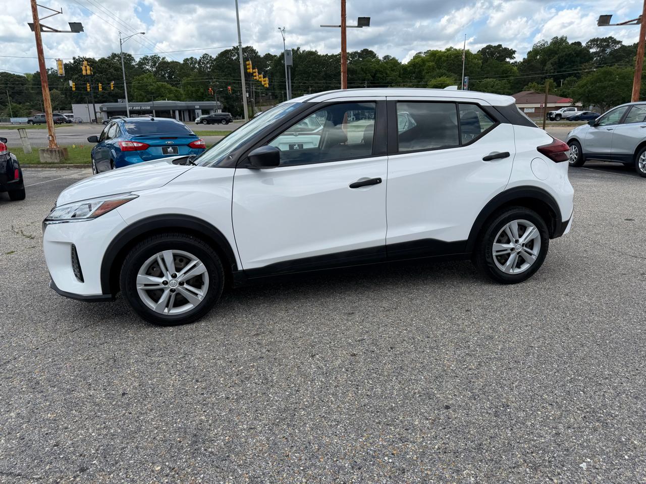 Nissan Kicks  2021