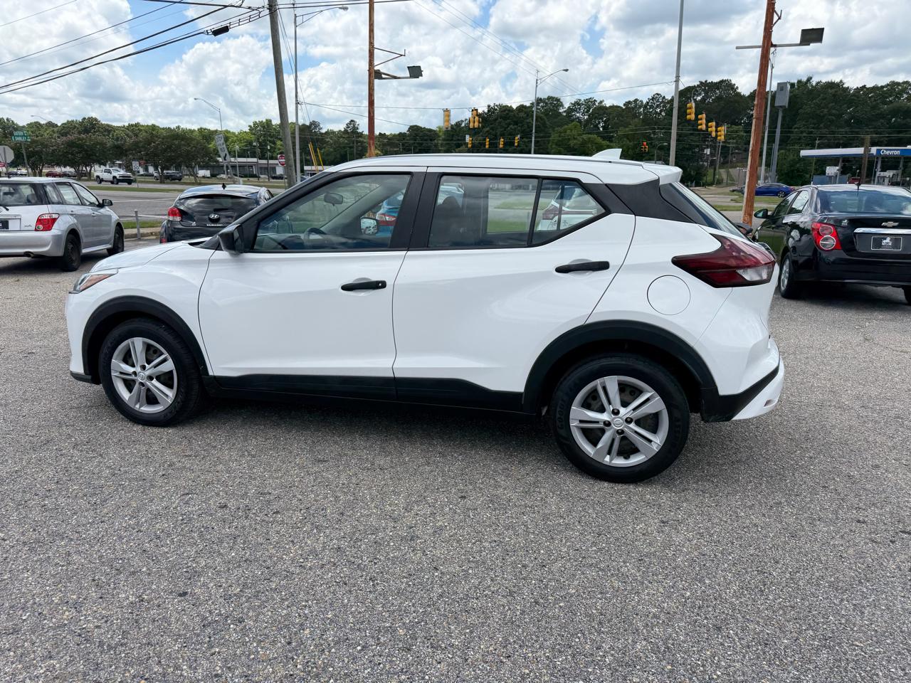 Nissan Kicks  2021