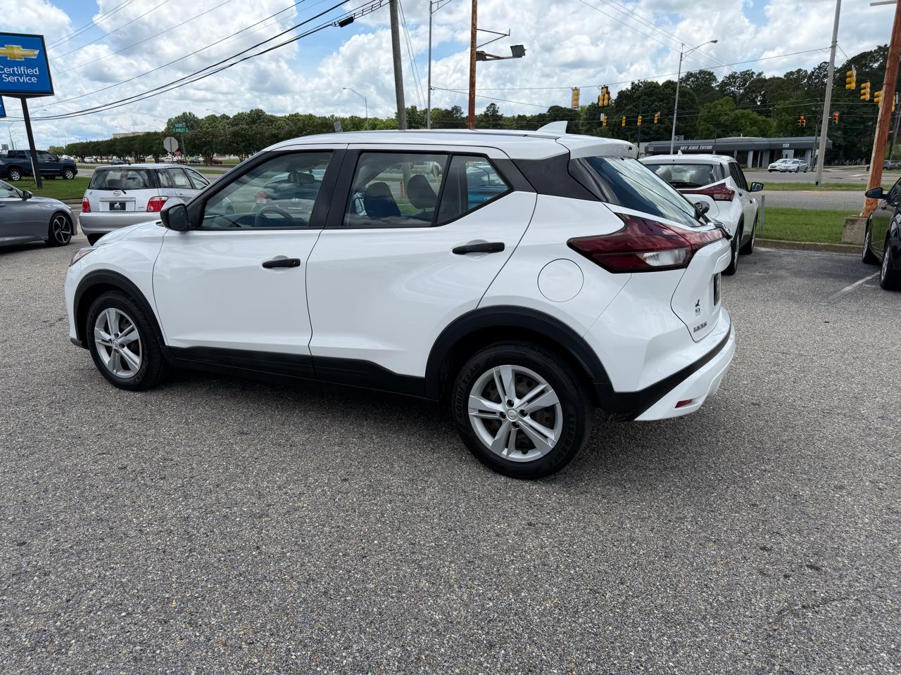 Nissan Kicks  2021