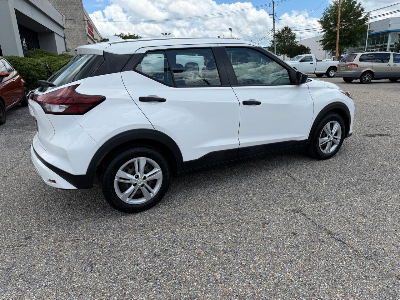 Nissan Kicks  2021