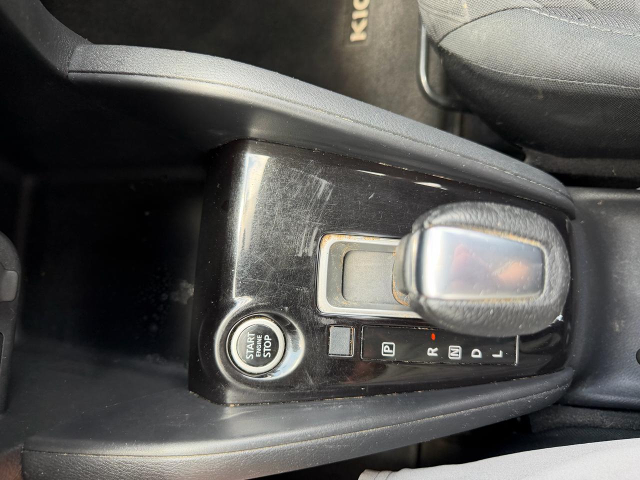 Nissan Kicks  2021