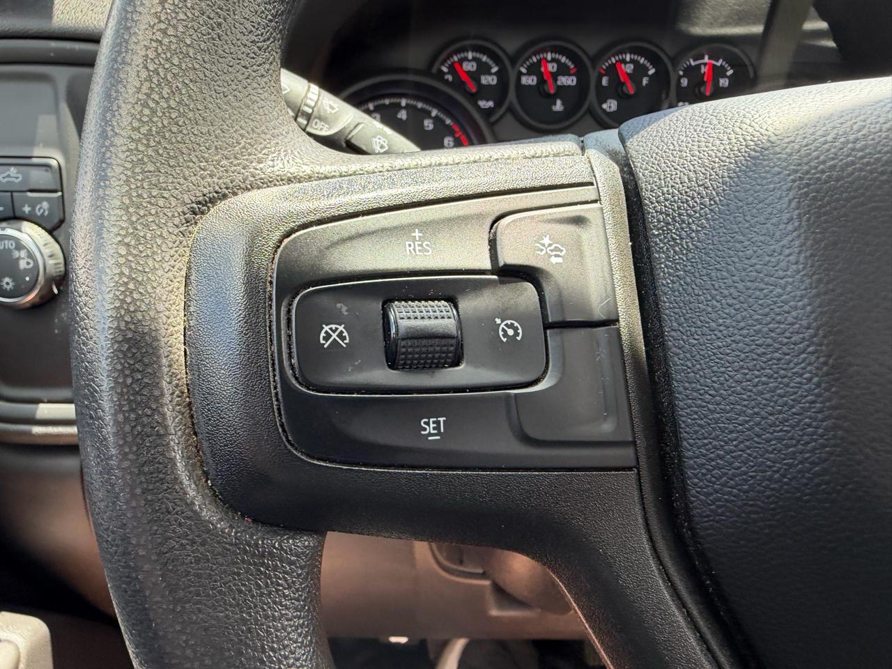 Chevrolet Silverado 1500  2023