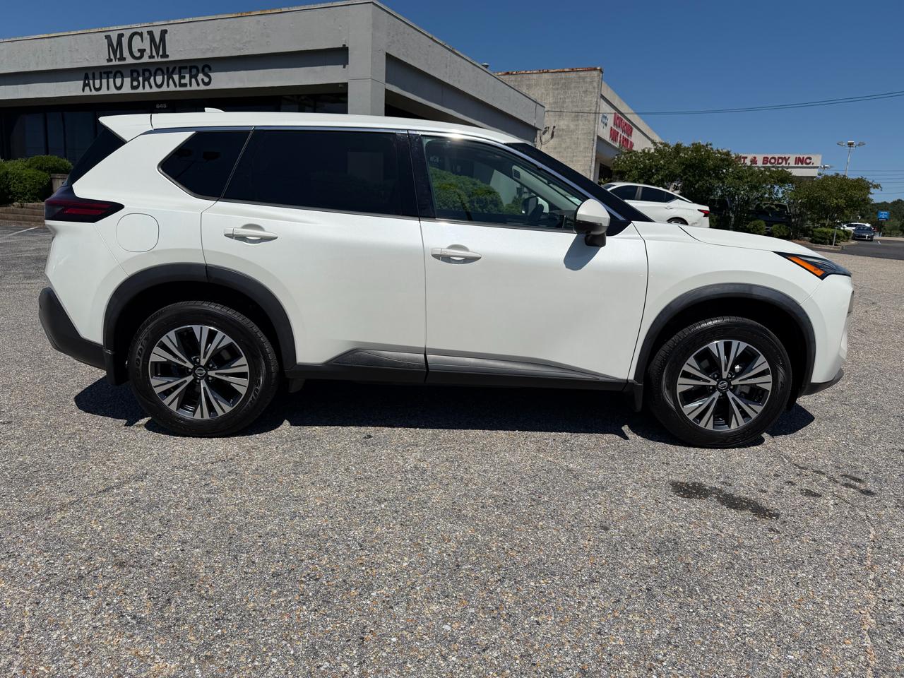 Nissan Rogue  2021