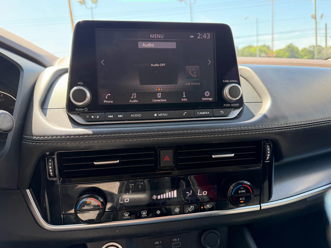 Nissan Rogue  2021