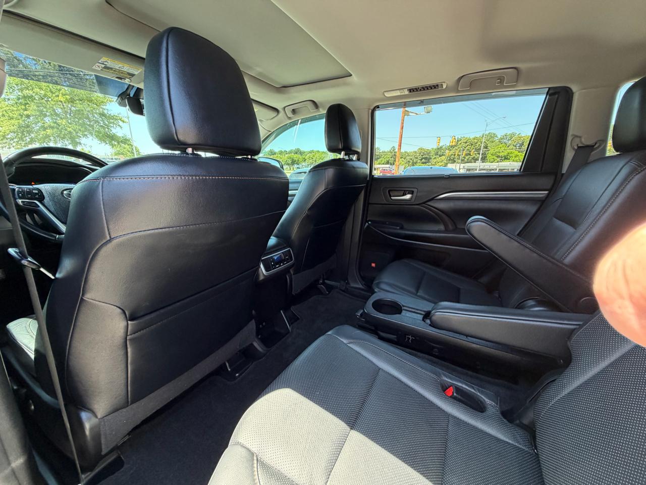 Toyota Highlander  2017