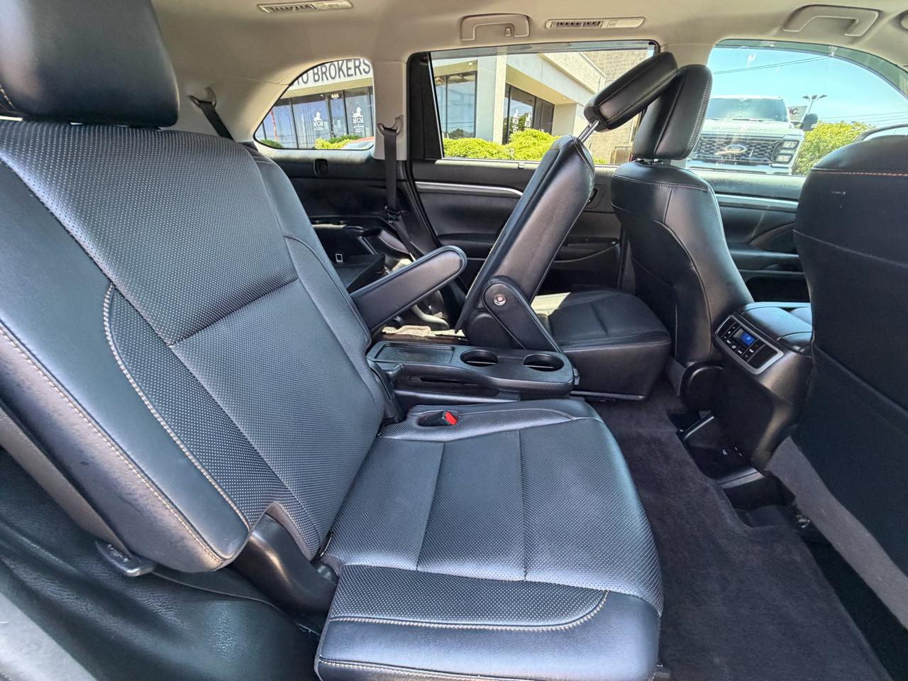 Toyota Highlander  2017