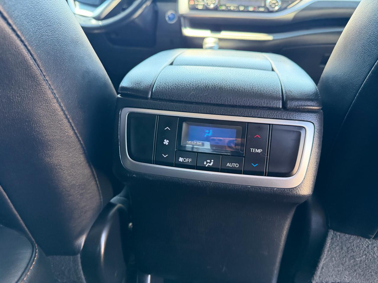 Toyota Highlander  2017