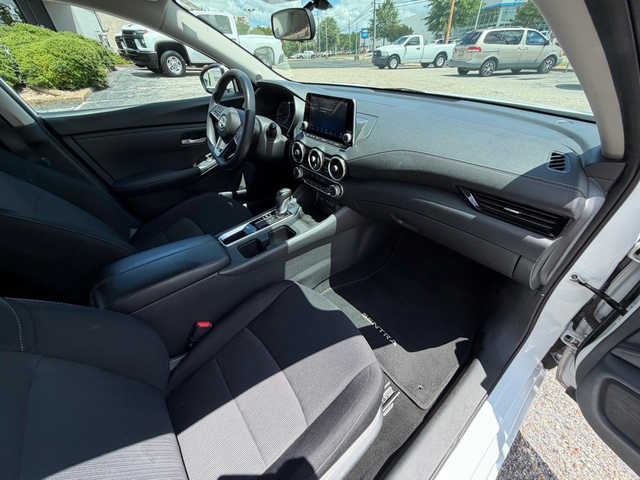 Nissan Sentra  2024