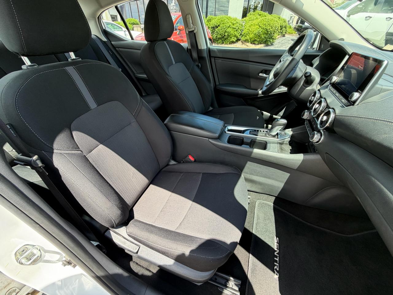 Nissan Sentra  2024