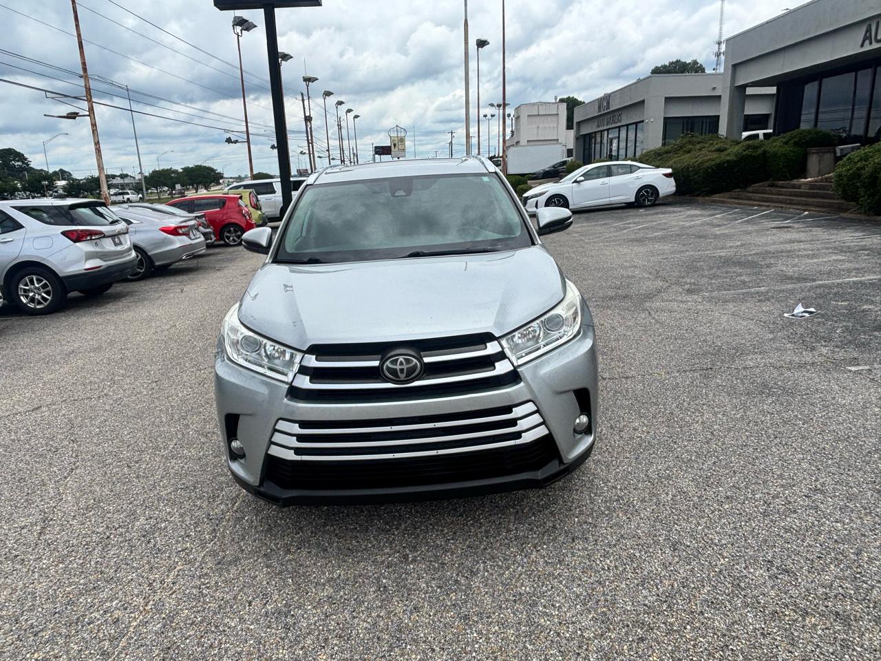 Toyota Highlander  2019