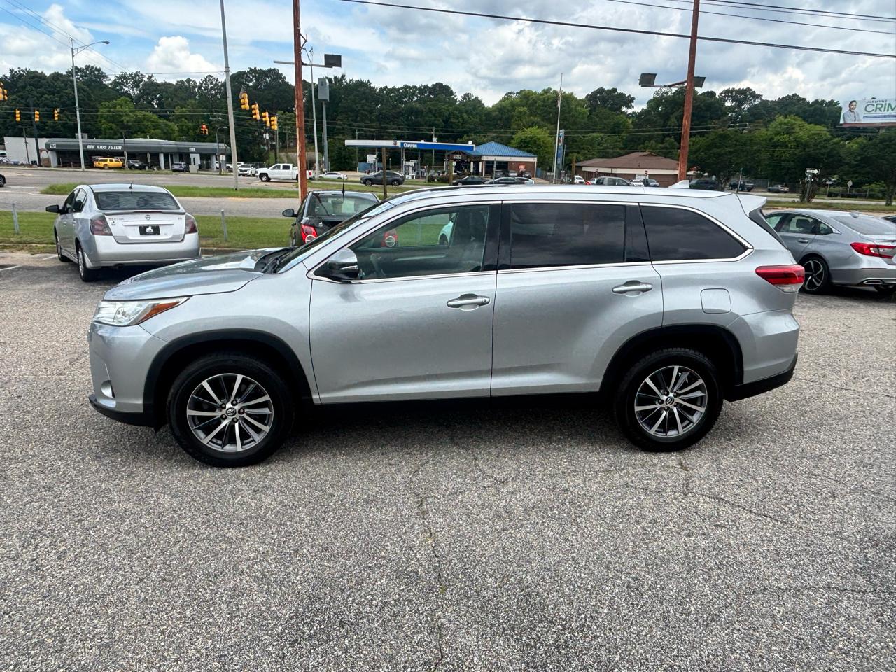 Toyota Highlander  2019