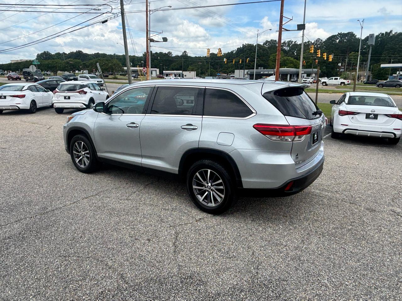 Toyota Highlander  2019