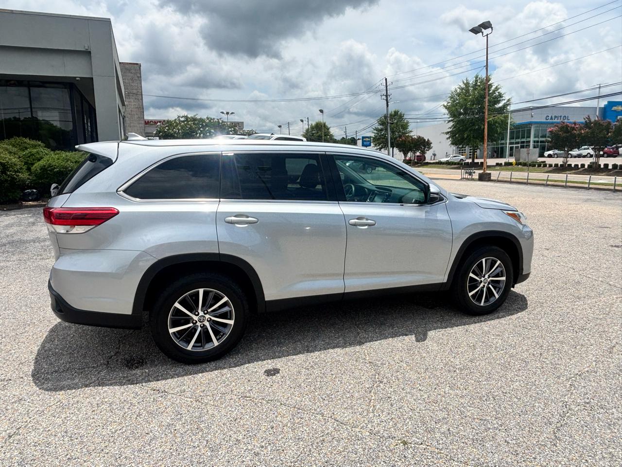 Toyota Highlander  2019