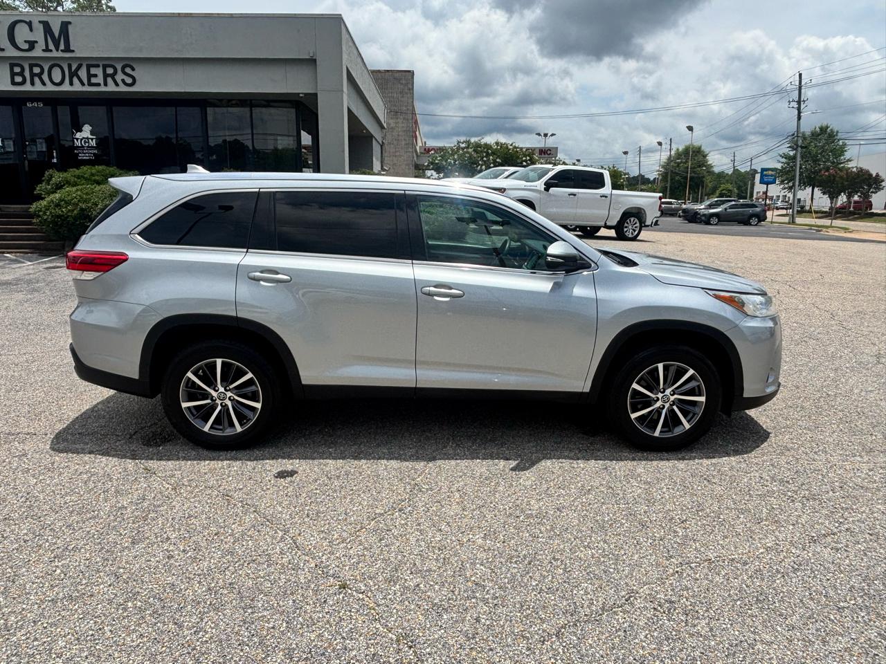 Toyota Highlander  2019