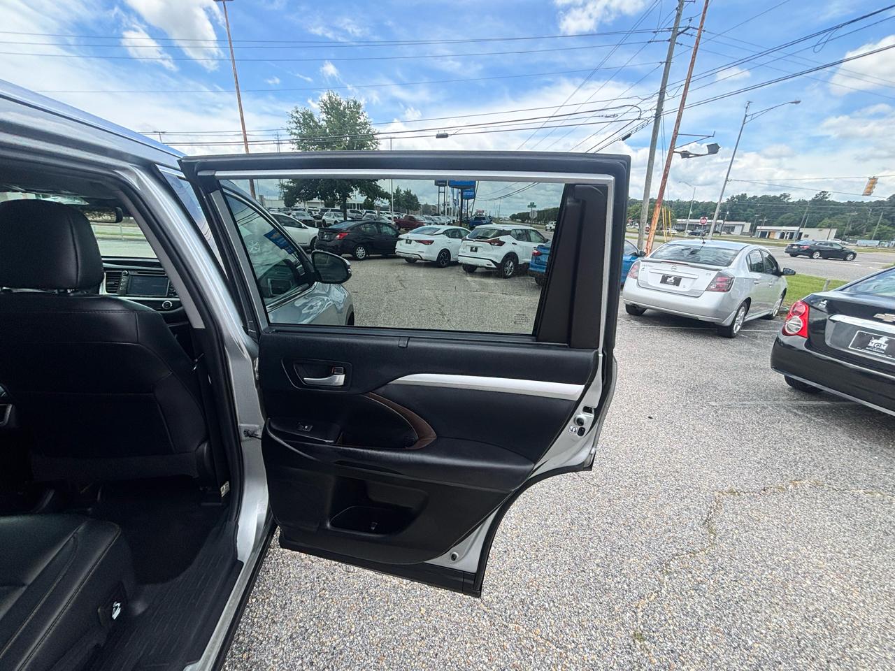 Toyota Highlander  2019