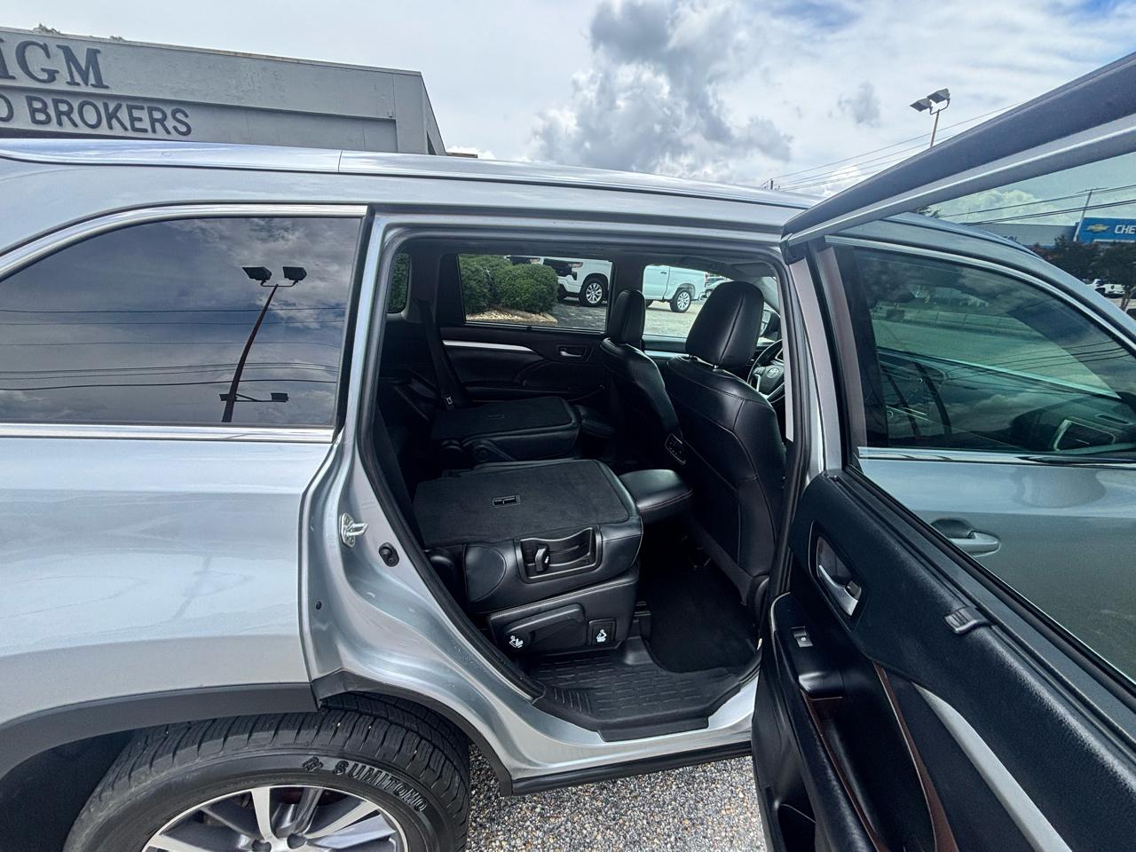 Toyota Highlander  2019