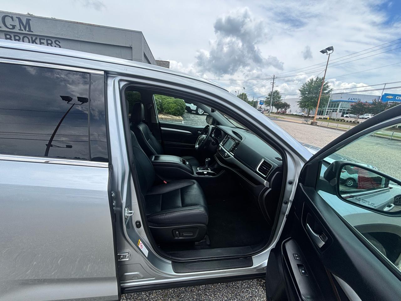 Toyota Highlander  2019