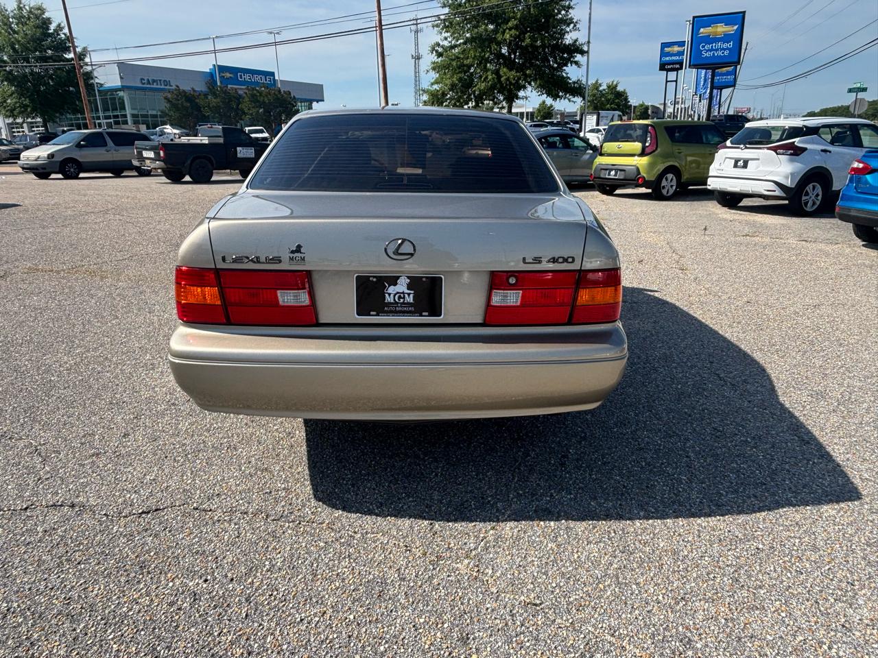 Lexus LS 400  2000