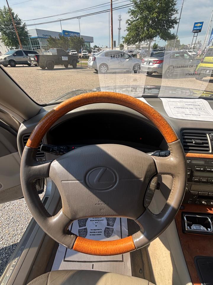 Lexus LS 400  2000