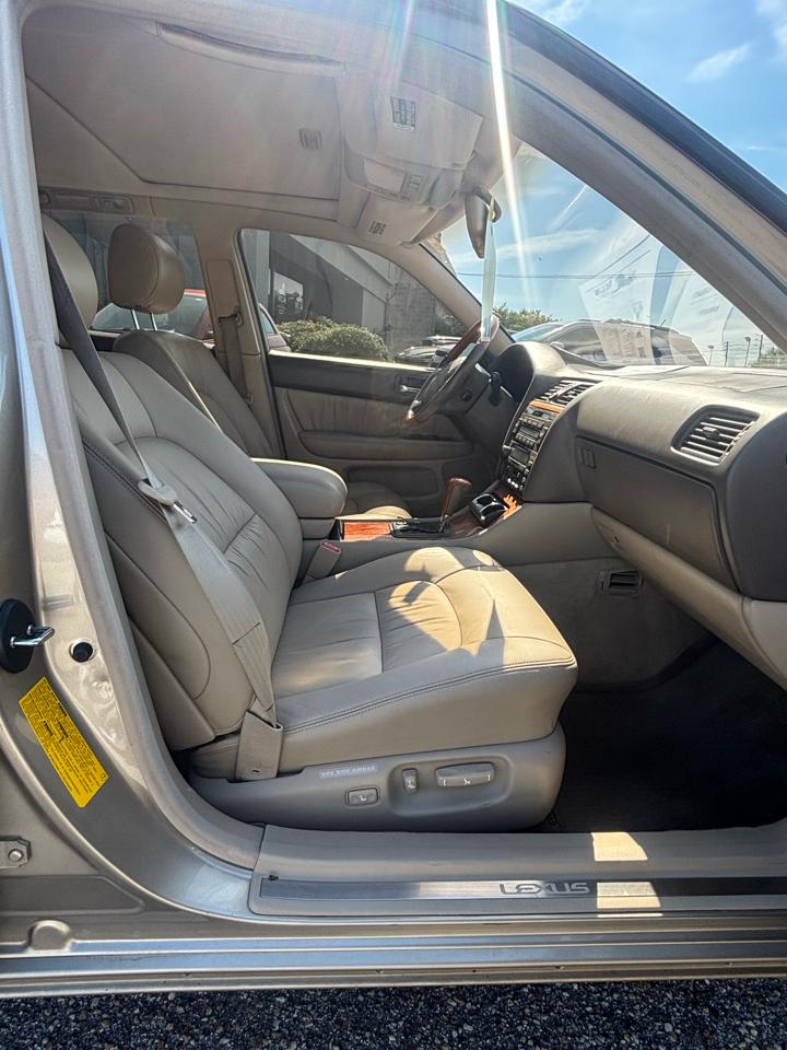 Lexus LS 400  2000