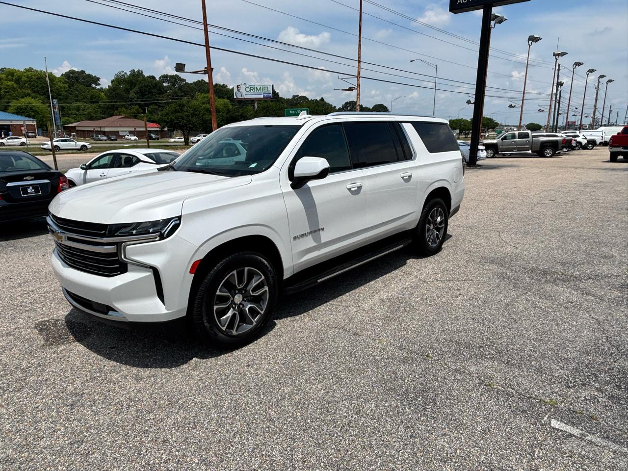 Chevrolet Suburban  2021