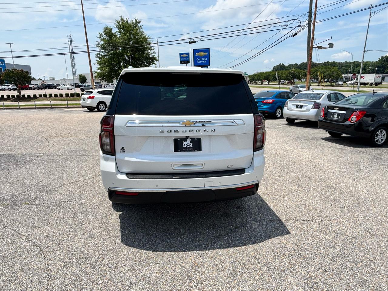 Chevrolet Suburban  2021
