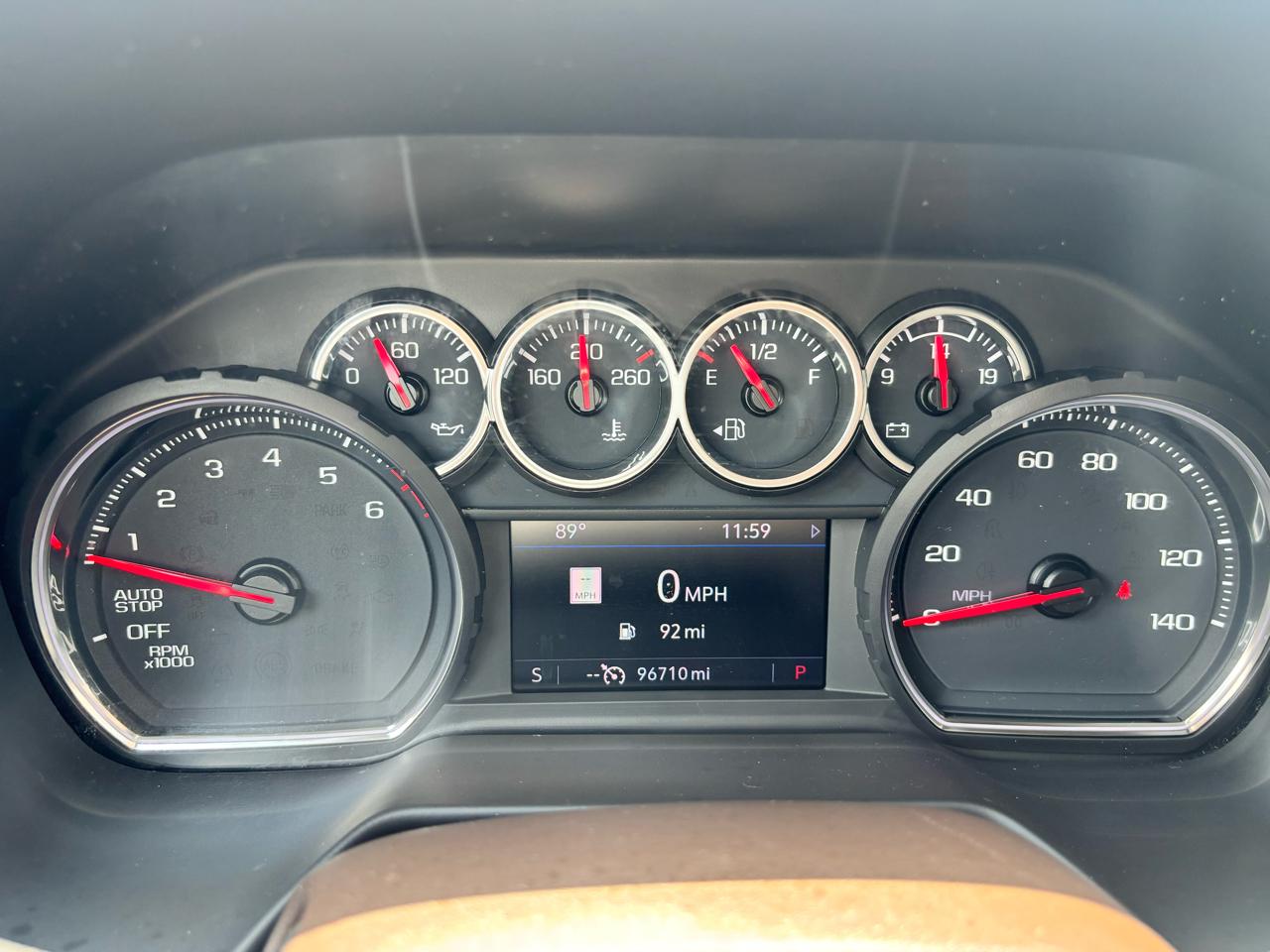 Chevrolet Suburban  2021