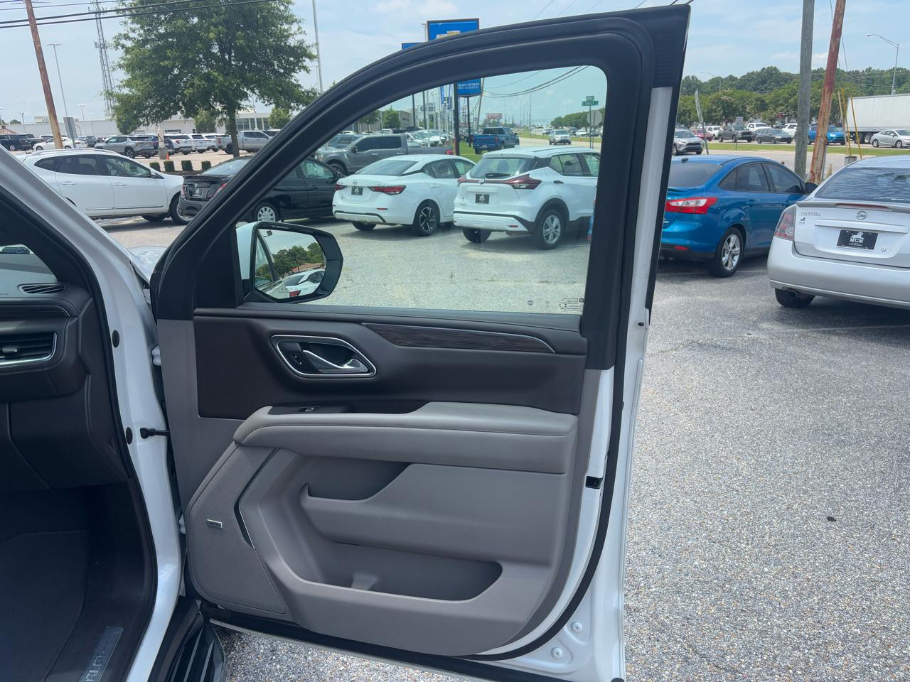 Chevrolet Suburban  2021