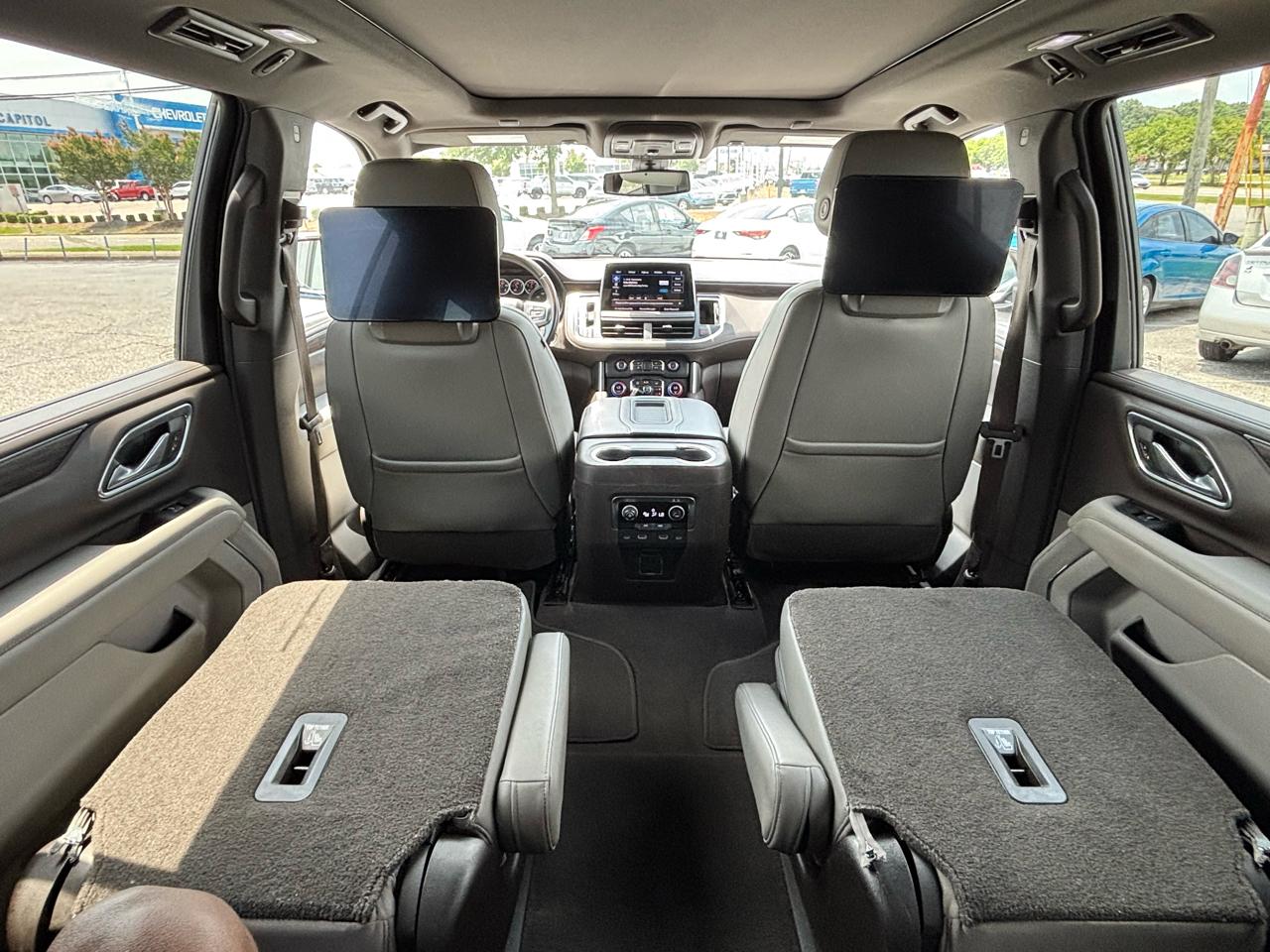 Chevrolet Suburban  2021