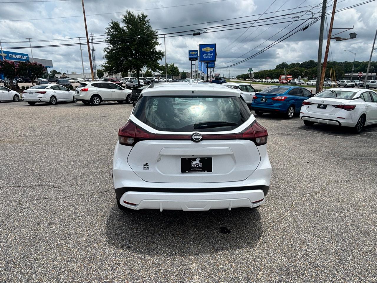 Nissan Kicks  2024