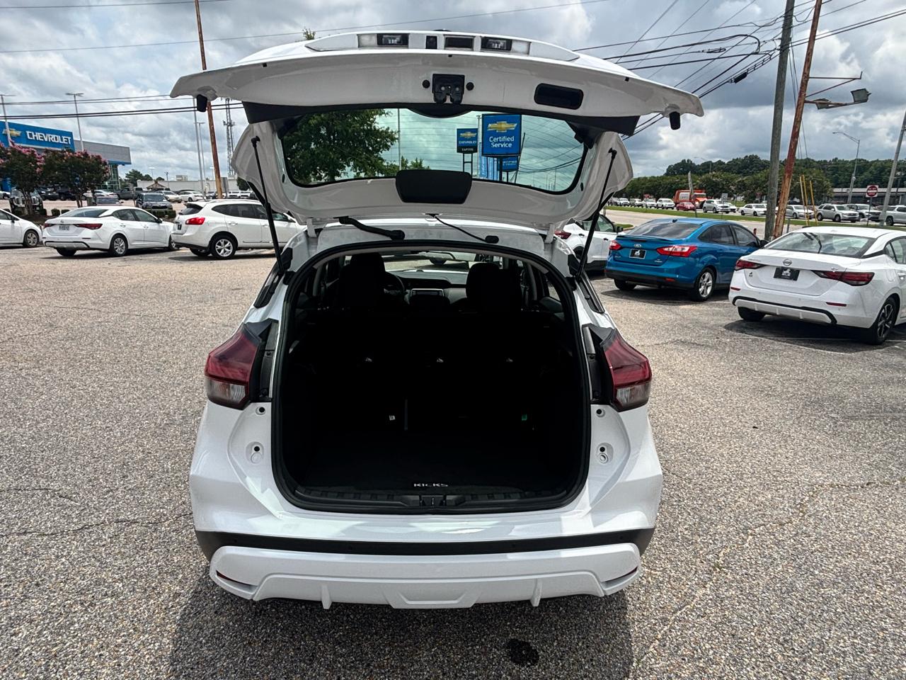 Nissan Kicks  2024