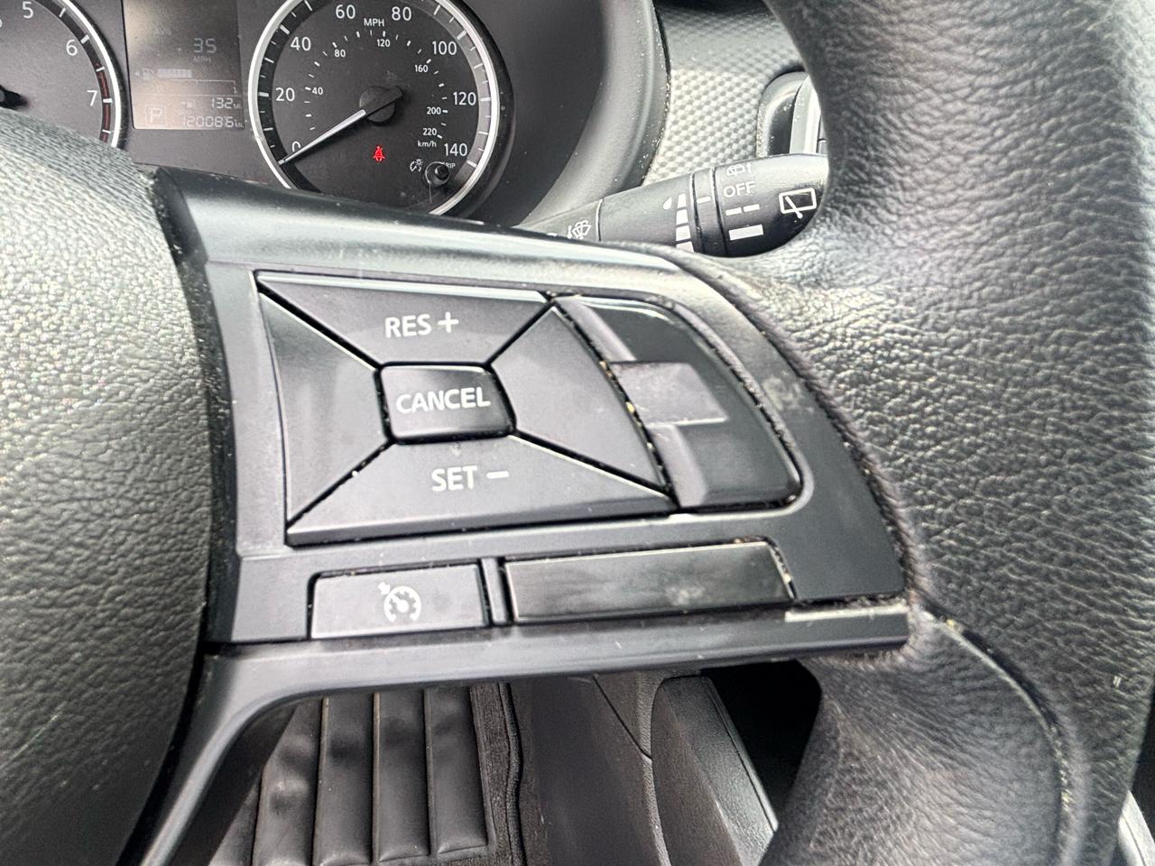 Nissan Kicks  2024