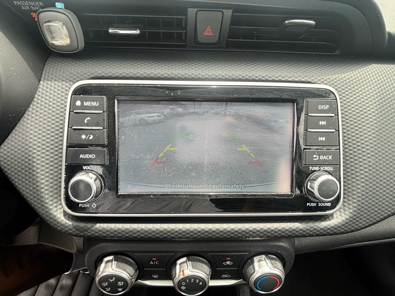 Nissan Kicks  2024