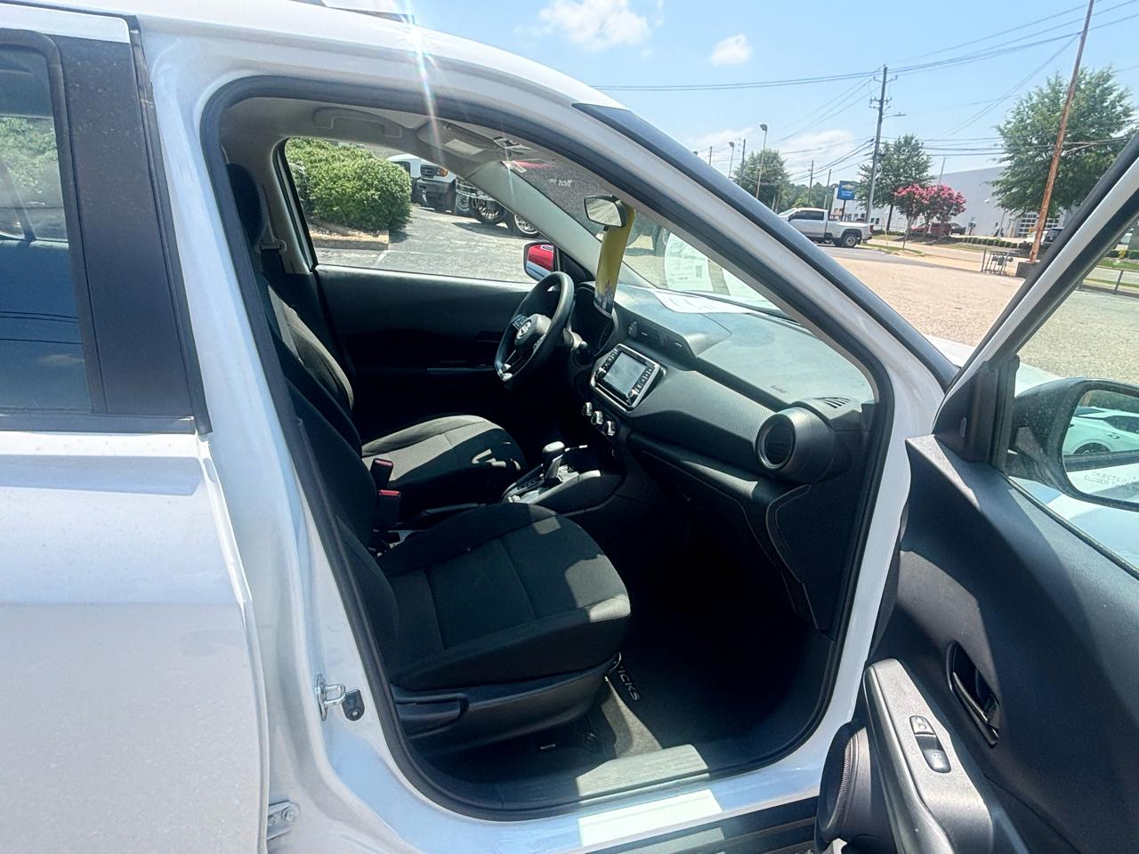 Nissan Kicks  2024