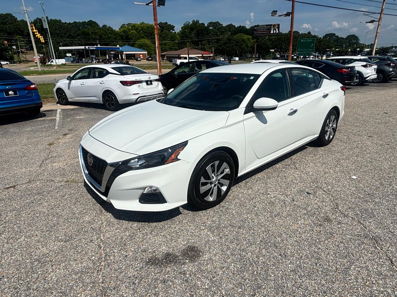 Nissan Altima  2022