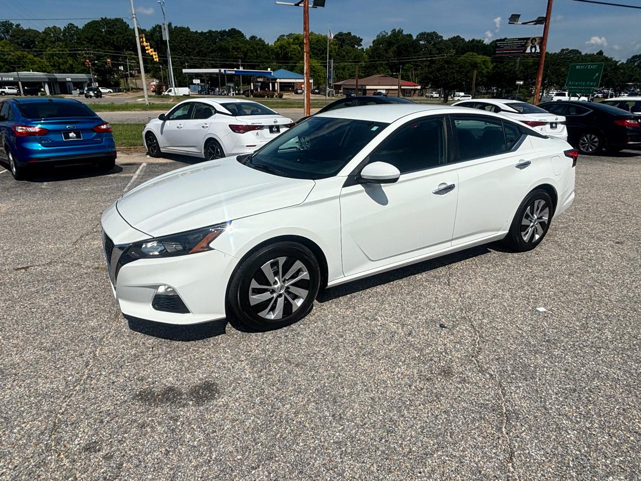 Nissan Altima  2022