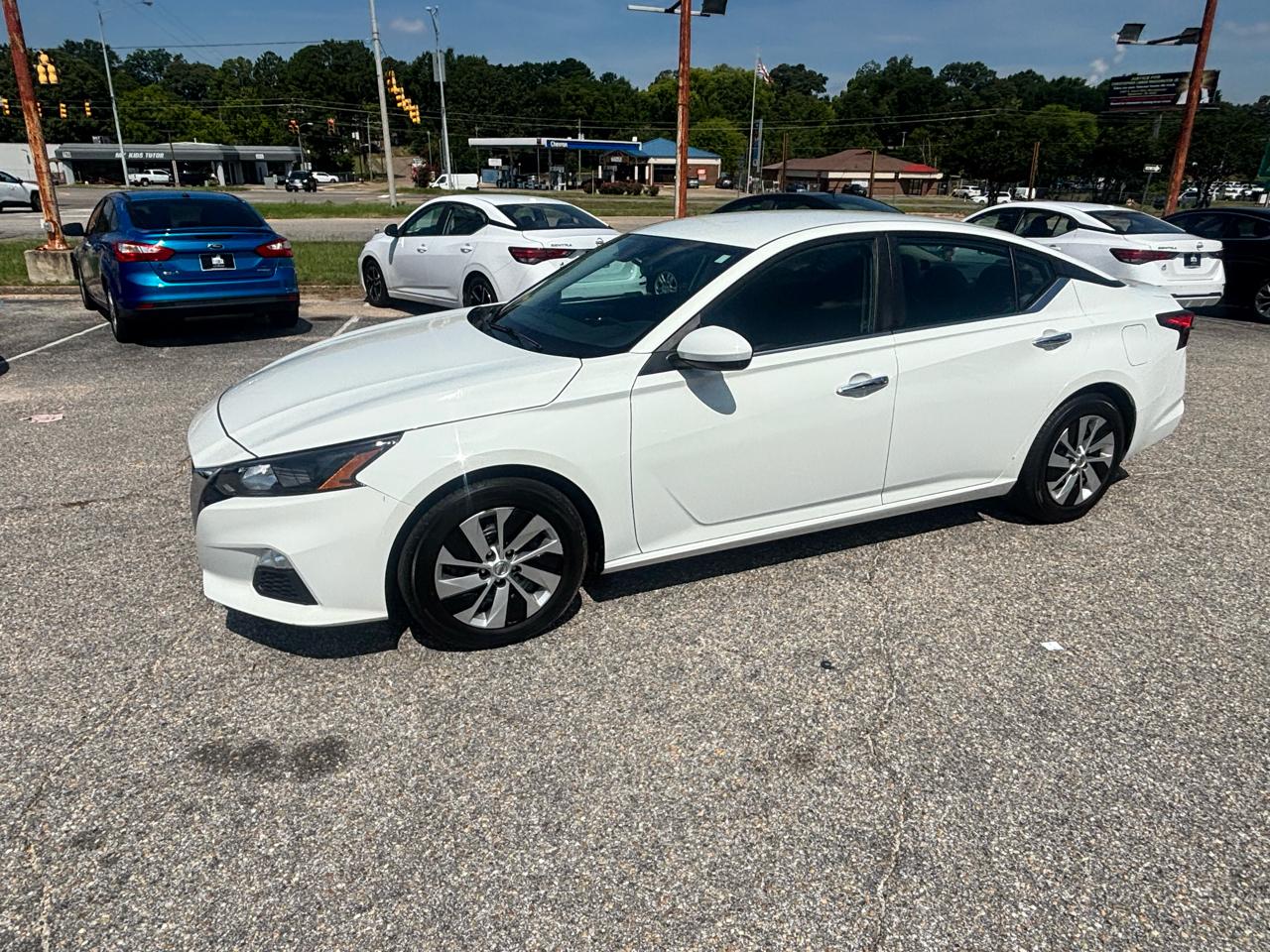 Nissan Altima  2022