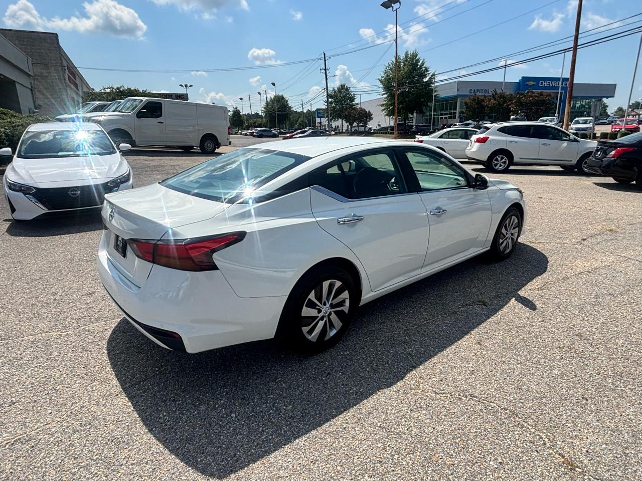 Nissan Altima  2022