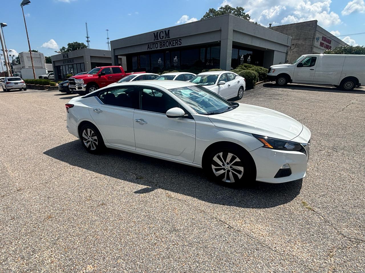 Nissan Altima  2022