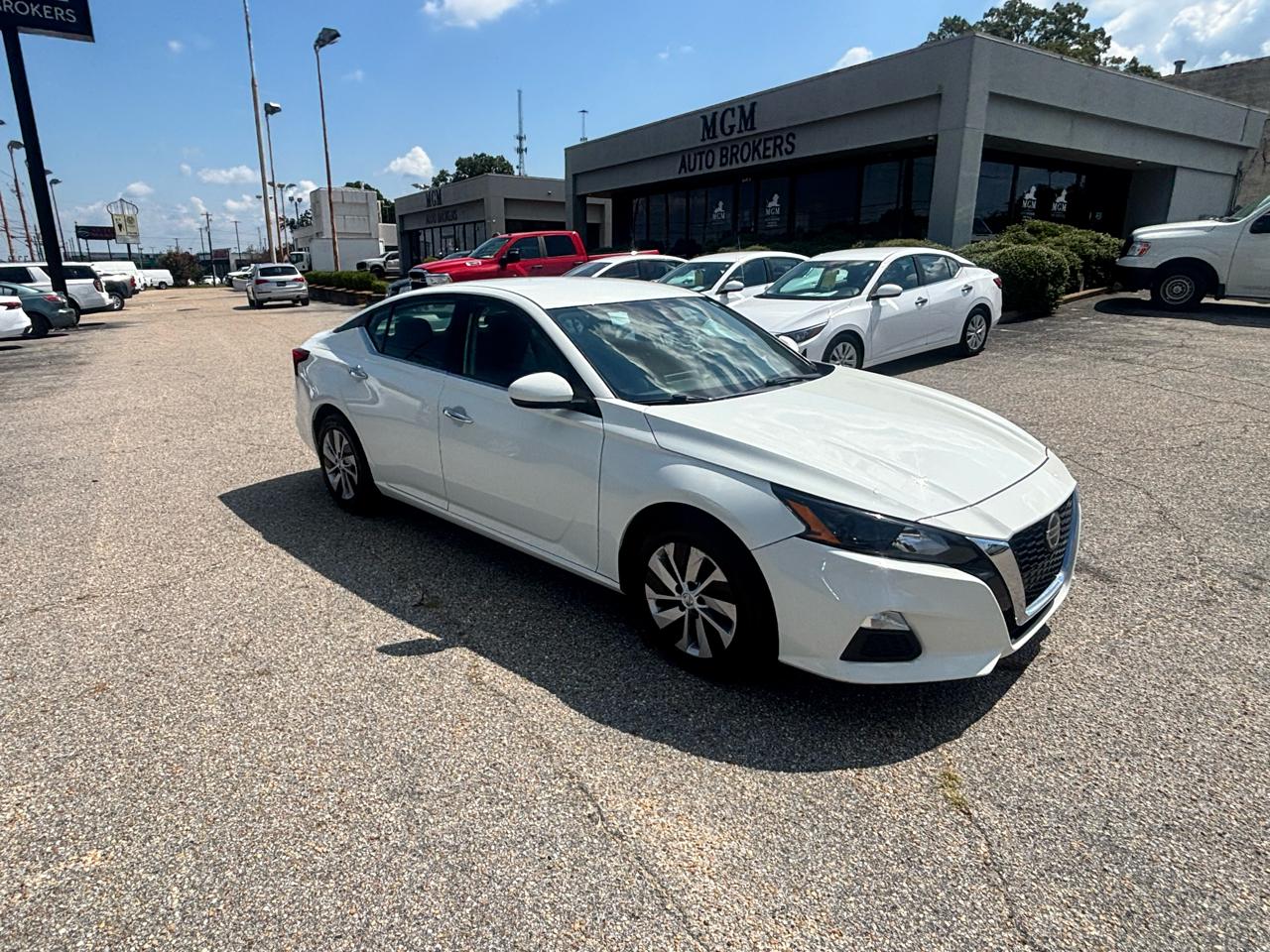 Nissan Altima  2022